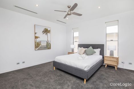 Property photo of 34 Middle Quay Drive Biggera Waters QLD 4216