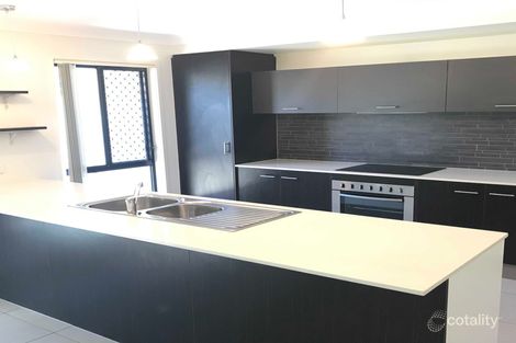 Property photo of 2 Adelaide Crescent Ormeau Hills QLD 4208