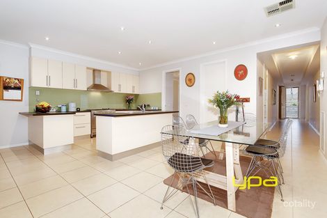 Property photo of 17 Maddingley Road Attwood VIC 3049