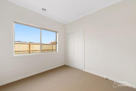 Property photo of 5 Pershing Way Point Cook VIC 3030