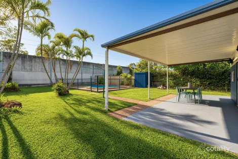 Property photo of 24 Clare Avenue Wynnum West QLD 4178