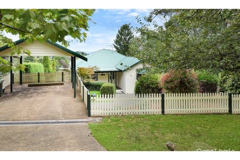 Property photo of 6 Warriga Street Katoomba NSW 2780