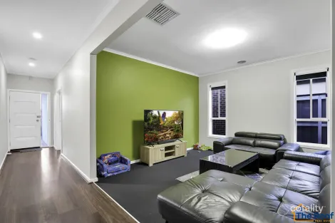 Property photo of 32 Moondara Street Tarneit VIC 3029