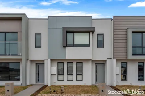 8 Dawson St, Thornhill Park, VIC 3335