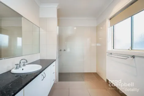 Property photo of 25 Wendouree Drive Kialla VIC 3631