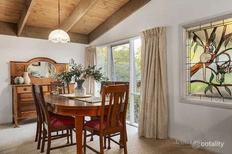 Property photo of 116 Napoleon Street Eltham VIC 3095