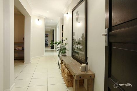 Property photo of 10 Entry Drive Merrimac QLD 4226