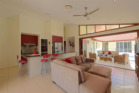 Property photo of 4 Castaway Close Bargara QLD 4670