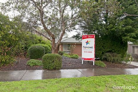 Property photo of 4 Lehmann Place Croydon Hills VIC 3136