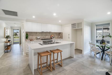 Property photo of 64 Hadfield Circuit Cliftleigh NSW 2321