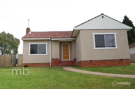 11 Tobruk Cres, Orange, NSW 2800