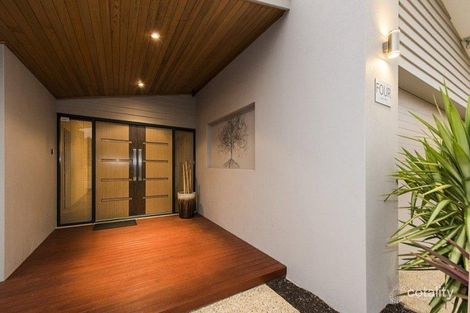 Property photo of 4 Lorne Bend Secret Harbour WA 6173