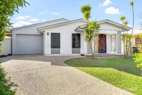 Property photo of 1/57 Jeppesen Drive Emerald QLD 4720