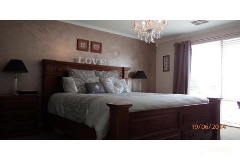 Property photo of 2 Wick Link Butler WA 6036