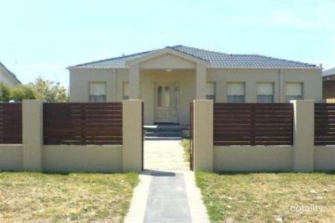 6 Moorfield Ave, Rosebud, VIC 3939