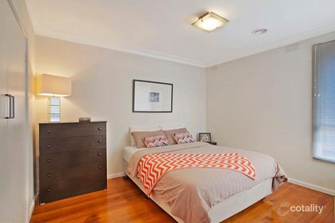 Property photo of 1/60 Lillimur Road Ormond VIC 3204