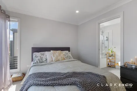 Property photo of 100 Northridge Drive Cameron Park NSW 2285