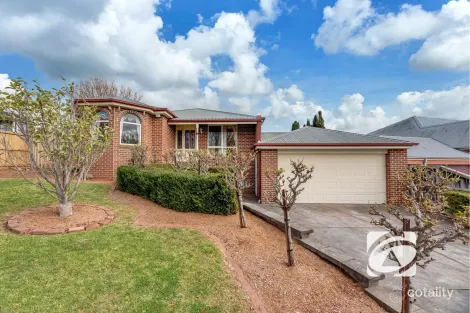 10 Pinnata Pl, Narre Warren, VIC 3805