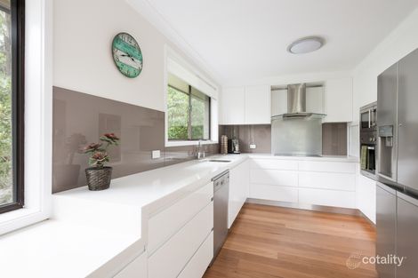 Property photo of 2 Geraldton Place Yarrawarrah NSW 2233
