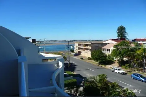 10/7 Whiting St, Labrador, QLD 4215