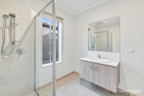 Property photo of 21 Ritchie Drive Clyde North VIC 3978