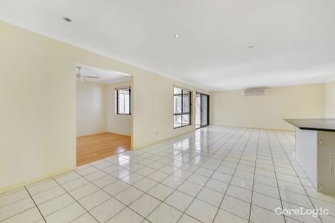 Property photo of 15 Hattah Place Parkinson QLD 4115