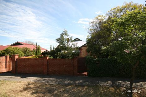 27 Catherine St, Clapham, SA 5062