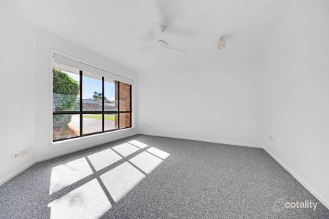 Property photo of 15 Hellas Street Barlows Hill QLD 4703