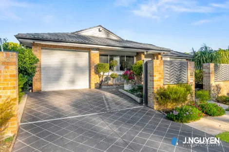 Property photo of 32 Gregorace Place Bonnyrigg NSW 2177