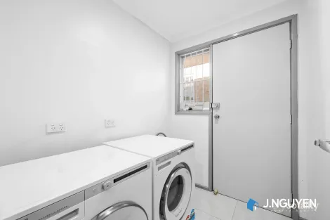 Property photo of 32 Gregorace Place Bonnyrigg NSW 2177
