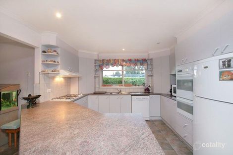 Property photo of 40 Geoffrey Drive Kilsyth VIC 3137