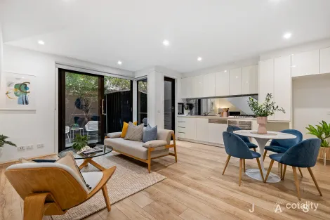 2/25 Somerville Rd, Yarraville, VIC 3013