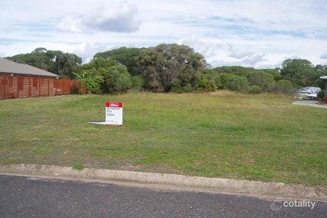 19 Lakes Bvd, Burrum Heads, QLD 4659