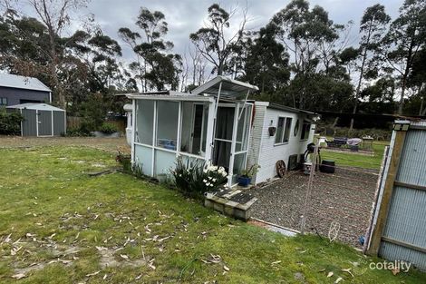 Property photo of 37 Sandrock Loop Abels Bay TAS 7112