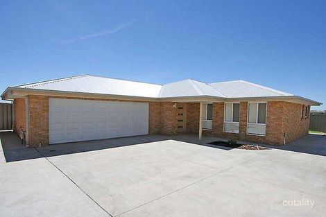 2/2 Cumberland Ct, Tatton, NSW 2650