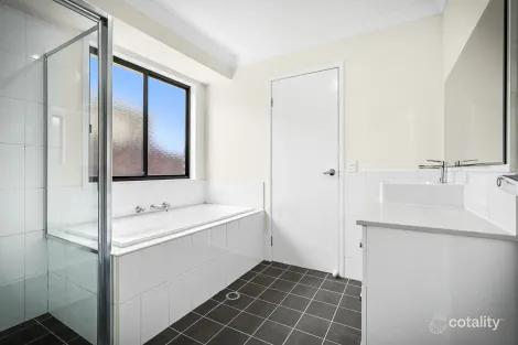 Property photo of 58 Lilydale Drive Woodcroft NSW 2767