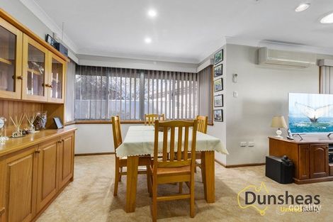 Property photo of 5 Chelsea Place Glenfield NSW 2167