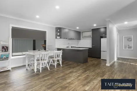 Property photo of 2/8 Maxwell Street Wangaratta VIC 3677