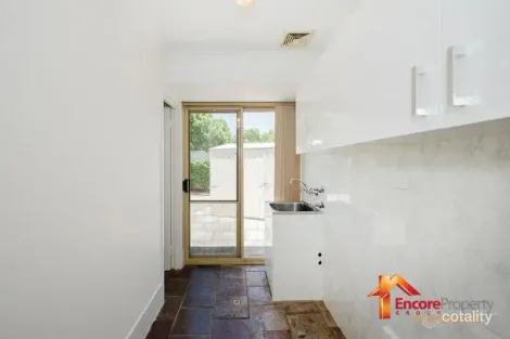 Property photo of 5 Delray Close Warnbro WA 6169