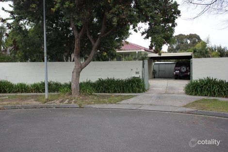 Property photo of 7 Collett Rise Endeavour Hills VIC 3802