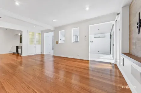 Property photo of 55 Daniel Solander Drive Endeavour Hills VIC 3802