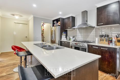 Property photo of 28 Sorrento Drive Alfredton VIC 3350