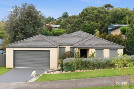 Property photo of 11 Silverback Place Leongatha VIC 3953