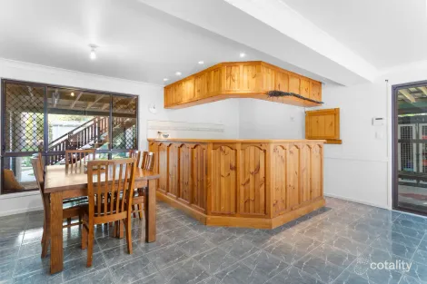 Property photo of 33 Macfarlan Street Birkdale QLD 4159
