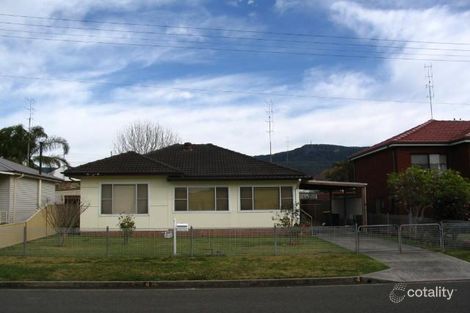 4 Raymond Pde, Towradgi, NSW 2518