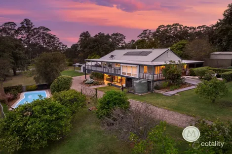 Property photo of 39 Peninsula Road Valley Heights NSW 2777