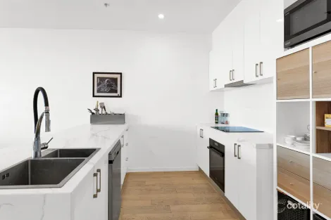 Property photo of 402/538 North Road Ormond VIC 3204