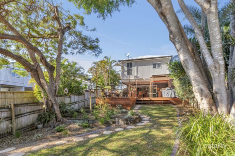 12 Raff Ave, Holland Park, QLD 4121