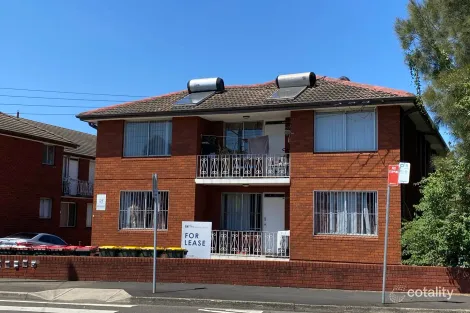 5/8 CAMBRIDGE ST, HARRIS PARK, NSW 2150