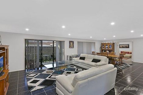 Property photo of 21 Moorlan Avenue Killarney Vale NSW 2261